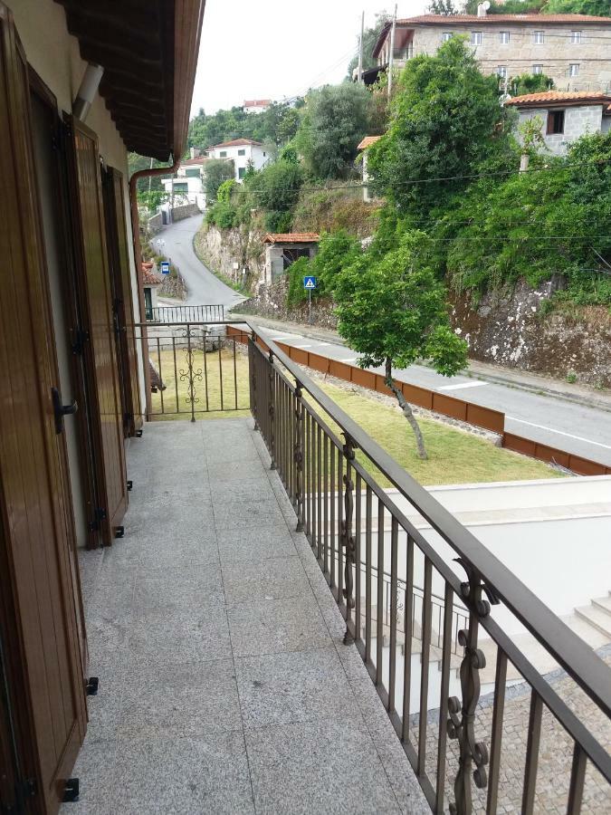 Casa Dina Doceira Apartment Geres Exterior photo